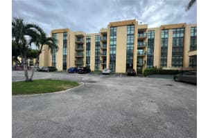 11790 SW 18th St Apt 501-3, Miami, FL 33175, Sold 02/07/24