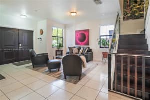 9842 NW 9th St, Miami, FL 33172, Sold 10/31/23