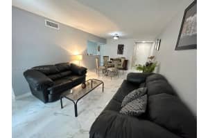 10210 NW 9th St, Miami, FL 33172, Sold 12/19/23