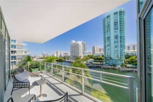 6101 Aqua Ave APT 403, Miami Beach, FL 33141, Sold 03/12/24