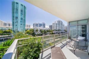 6101 Aqua Ave APT 403, Miami Beach, FL 33141, Sold 03/12/24