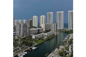 500 Bayview Dr 1417, Sunny Isles Beach