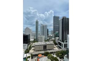 45 SW 9th St Apt 2603, Miami, FL 33130, Sold 11/28/23