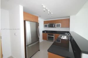 Vizcayne, 244 Biscayne Blvd APT 3202, Miami, FL 33132, Sold 02/23/24