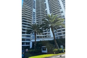 19195 Mystic Pointe Dr APT 105, Aventura, FL 33180, Sold 04/08/24