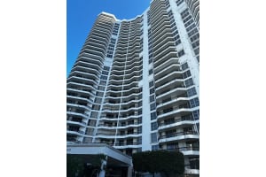 19195 Mystic Pointe Dr APT 105, Aventura, FL 33180, Sold 04/08/24