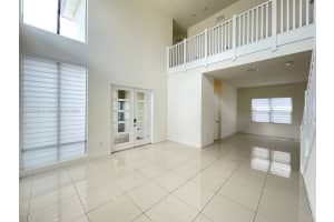8833 NW 160th Terrace, Miami Lakes, FL 33016, Sold 03/15/24