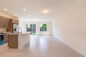 15860 NW 91st Ct, Miami Lakes, FL 33018, Sold 04/02/24