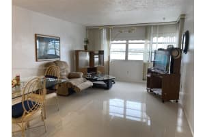 1301 NE Miami Gardens Dr #712w, Miami, FL 33179, Sold 11/20/23