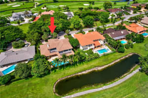 19301 E Oakmont Dr, Hialeah, FL 33015, Sold 11/06/24