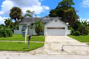 107 Princess Ct, Royal Palm Beach, FL 33411, Sold 11/14/23