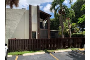 421 NW 107th Ave APT 107, Miami, FL 33172, Sold 11/10/23