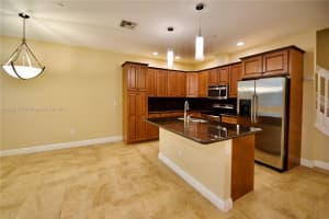 4304 Cascada Cir #4304, Hollywood, FL 33024, Sold 11/27/23