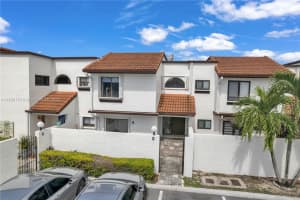 1351 SW 124th Ct B5, Miami, FL 33184, Sold 10/25/23