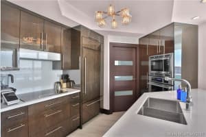1000 South Pointe Dr APT 1405, Miami Beach, FL 33139, Sold 01/05/24