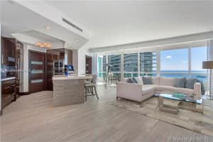 1000 South Pointe Dr APT 1405, Miami Beach, FL 33139, Sold 01/05/24