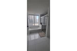 950 Brickell Bay Dr APT 1710, Miami, FL 33131, - MLS#A11458328