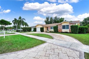 8402 SW 26th St, Davie, FL 33324, Sold 11/20/23
