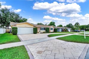 8402 SW 26th St, Davie, FL 33324, Sold 11/20/23