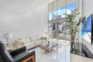 92 SW 3rd St APT 703, Miami, FL 33130, Sold 12/12/23