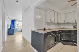 19001 NE 14th Ave APT 204, Miami, FL 33179, Sold 08/23/24