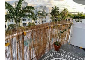 488 NW 165th St #514, Miami, FL 33169, Sold 11/16/23