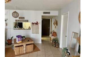 488 NW 165th St #514, Miami, FL 33169, Sold 11/16/23