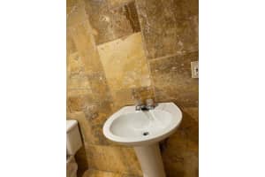 492 NW 165th St #310, Miami, FL 33169, Sold 11/27/23
