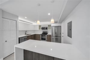 575 Crandon Blvd APT 913, Key Biscayne, FL 33149, Sold 01/16/24