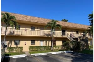275 Gate Rd APT 117, Hollywood, FL 33024, Sold 12/18/23