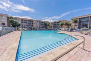 17000 NW 67th Ave APT 229, Hialeah, FL 33015, Sold 09/11/24