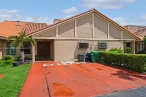 Cypress Ct E, Country Club, FL 33015, Sold 01/16/24