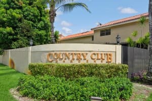 Cypress Ct E, Country Club, FL 33015, Sold 01/16/24