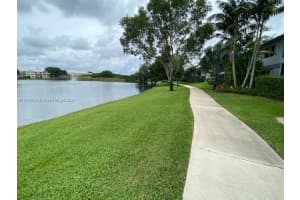2765 S Oakland Forest Dr APT 102, Oakland Park, FL 33309, Sold 12/01/23