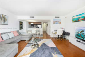 1800 N Bayshore Dr APT 3011, Miami, FL 33132, Sold 12/15/23