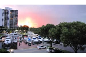 3401 N Country Club Dr APT 505, Aventura, FL 33180, Sold 01/10/24