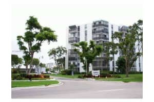 3401 N Country Club Dr APT 505, Aventura, FL 33180, Sold 01/10/24