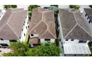 9764 W 34th Ct, Hialeah, FL 33018, Sold 12/08/23