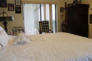 14201 SW 66th St APT 408, Miami, FL 33183, Sold 01/05/24
