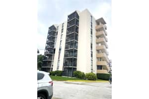 3101 N Country Club Dr APT 507, Aventura, FL 33180, Sold 12/21/23