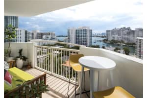 1621 Bay Rd APT 1102, Miami Beach, FL 33139, Sold 12/15/23