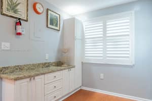 900 Colony Point Cir APT 510, Pembroke Pines, FL 33026, Sold 01/19/24