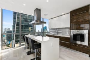 1100 Biscayne Blvd UNIT 5601, Miami, FL 33132, Sold 11/16/23