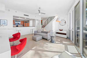 400 Alton Rd, Miami Beach, FL 33139, Sold 04/05/24