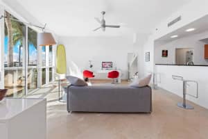 400 Alton Rd, Miami Beach, FL 33139, Sold 04/05/24