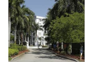 494 NW 165th St #304, Miami, FL 33169, Sold 10/26/23