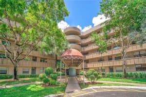 901 Colony Point Cir APT 411, Pembroke Pines, FL 33026, Sold 11/20/23