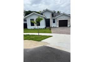 1302 SE 7th Ct, Homestead, FL 33033, Sold 11/22/23