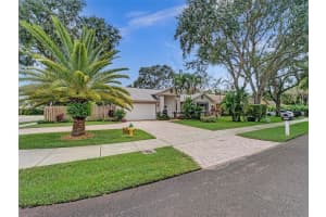 4312 SW 78th Dr, Davie, FL 33328, Sold 11/22/23