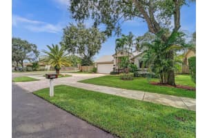 4312 SW 78th Dr, Davie, FL 33328, Sold 11/22/23